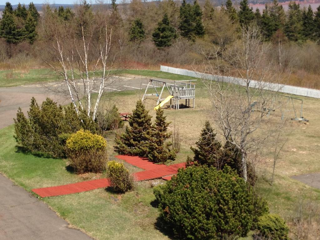 Hopewell Rocks Motel & Country Inn Hopewell Cape Exterior foto