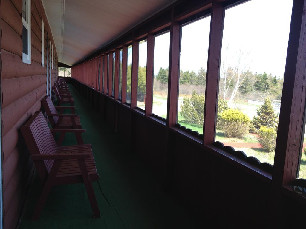 Hopewell Rocks Motel & Country Inn Hopewell Cape Exterior foto