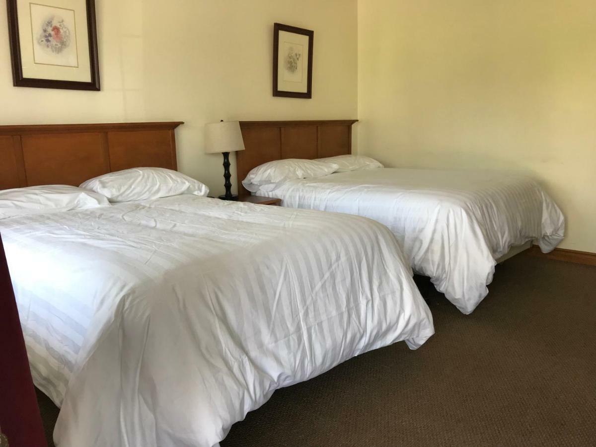 Hopewell Rocks Motel & Country Inn Hopewell Cape Exterior foto